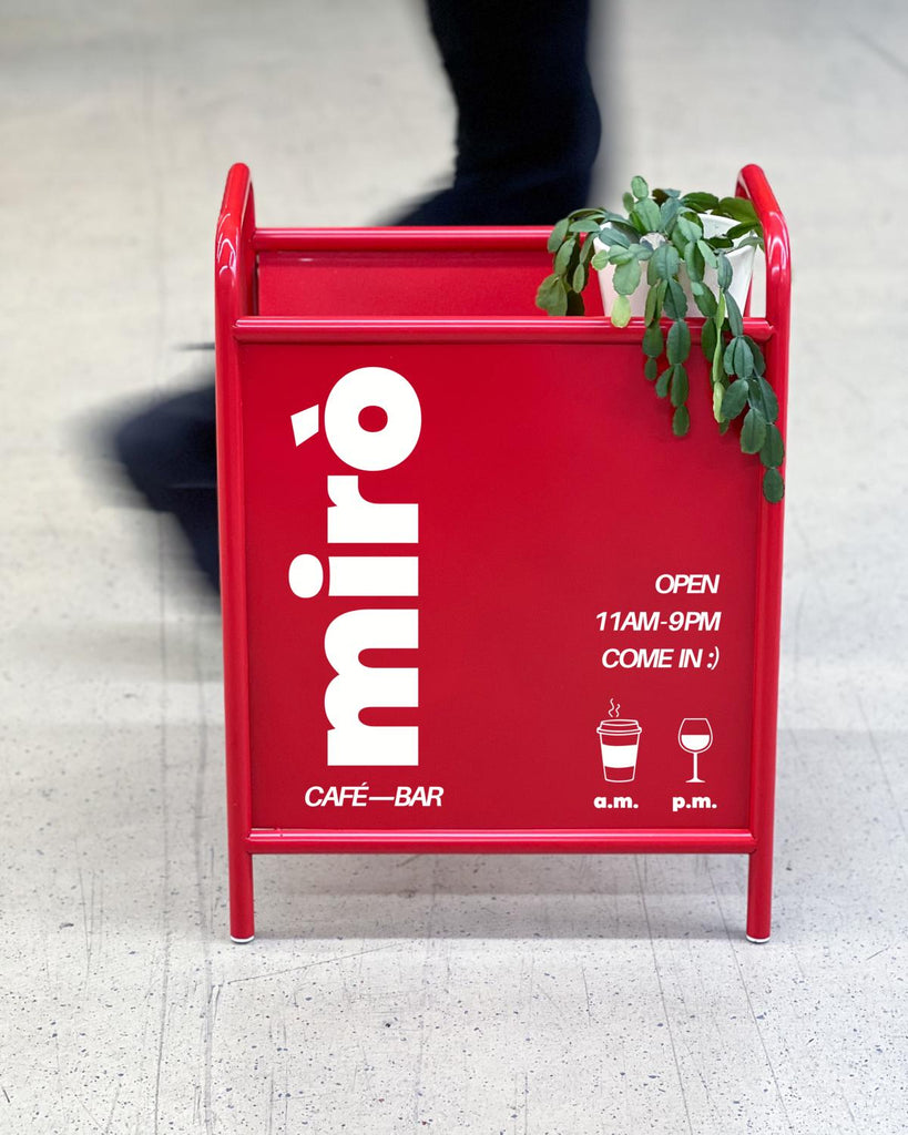 Aufsteller A-Frame Kundenstopper "TheStacker" für Einzelhandel, Laden, Café, Bar, Restaurant | rot